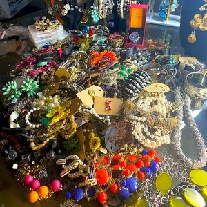 $3 $5 $7 and the tray!!!! Random Pulls Jewelry Sale!!!